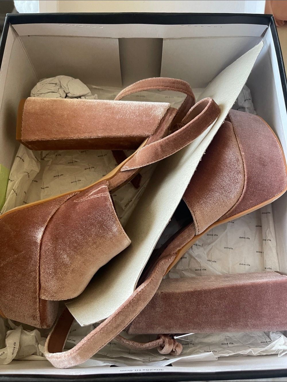 Dolce Vita Velvet Platform Sandals in Dusty Mauve